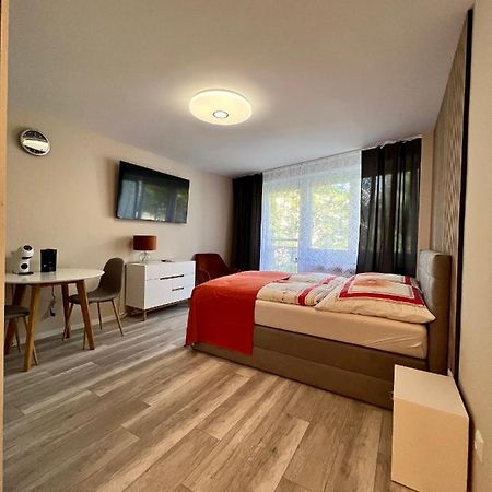 Apartment Am Stadtbach By Aux Property Аугсбург Екстериор снимка