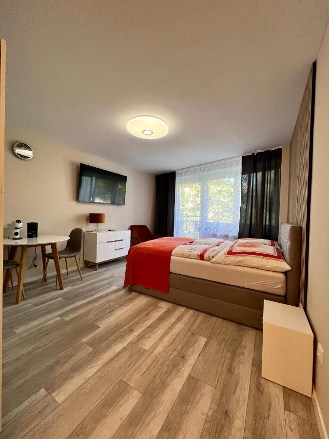Apartment Am Stadtbach By Aux Property Аугсбург Екстериор снимка